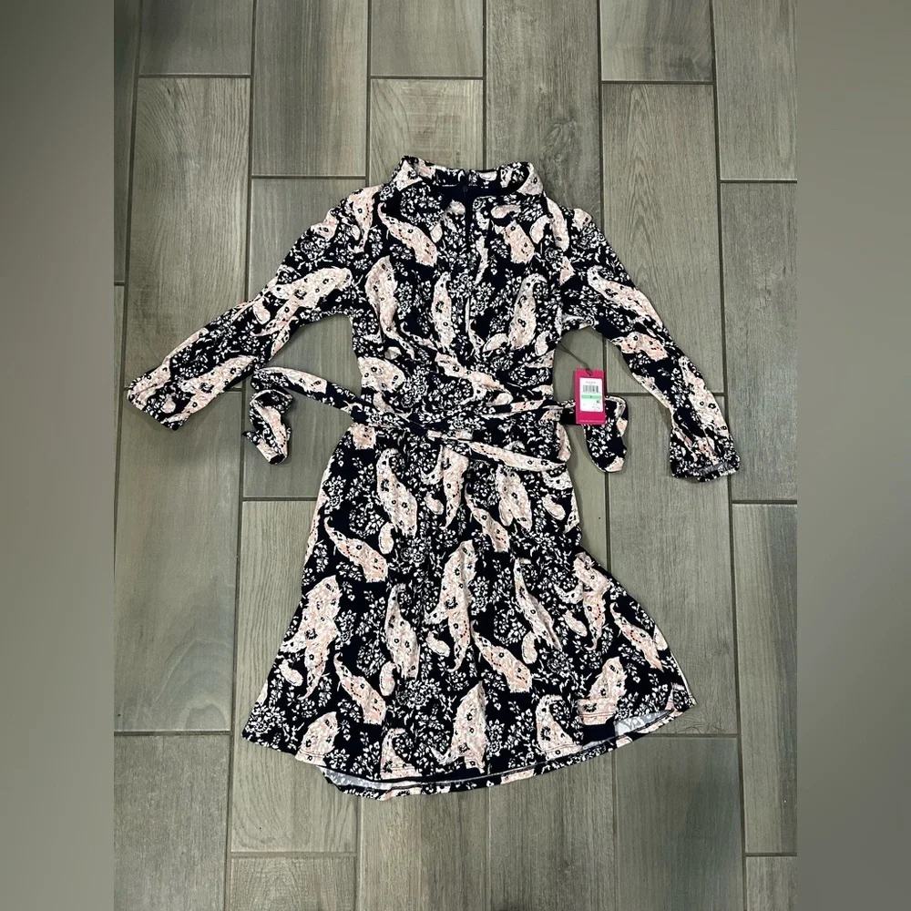 Vince Camuto Women's Collared V-Neck Knee Length Wrap Dress - Picture 4 of 7